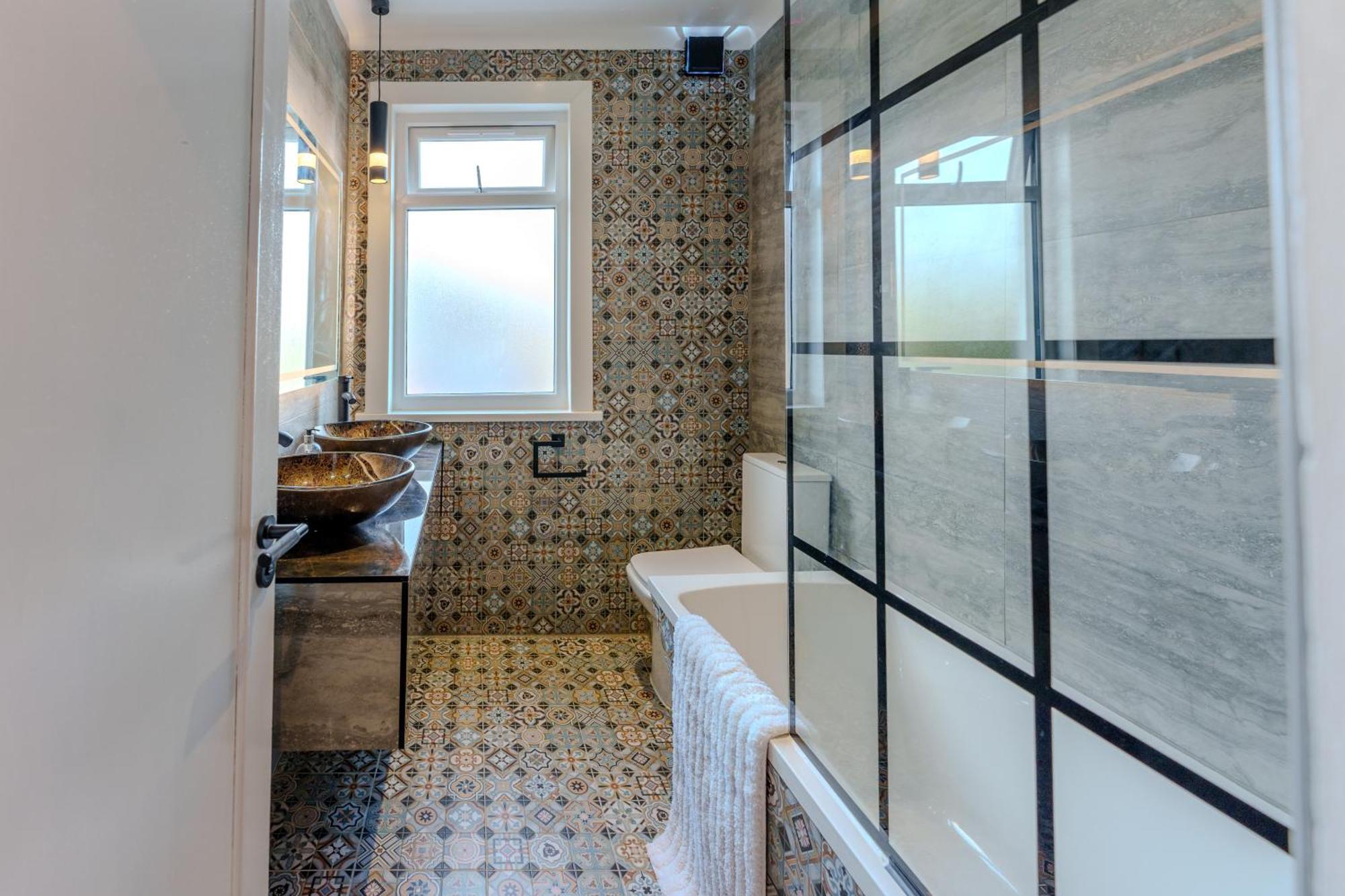 Wembley London Lovely 6 Bed House Sleeps Up To 14 Экстерьер фото